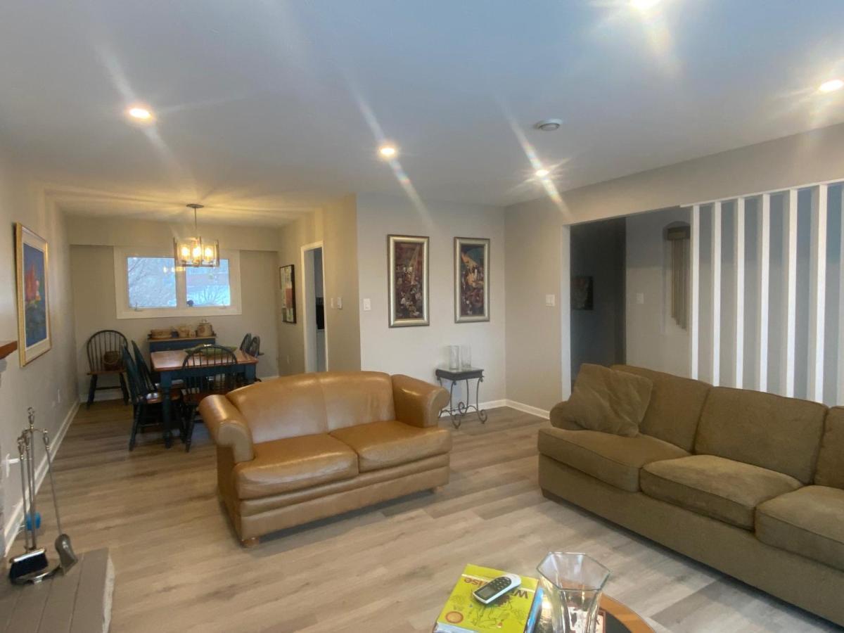Private Room Lakeview House- Westmount Μόνκτον Εξωτερικό φωτογραφία