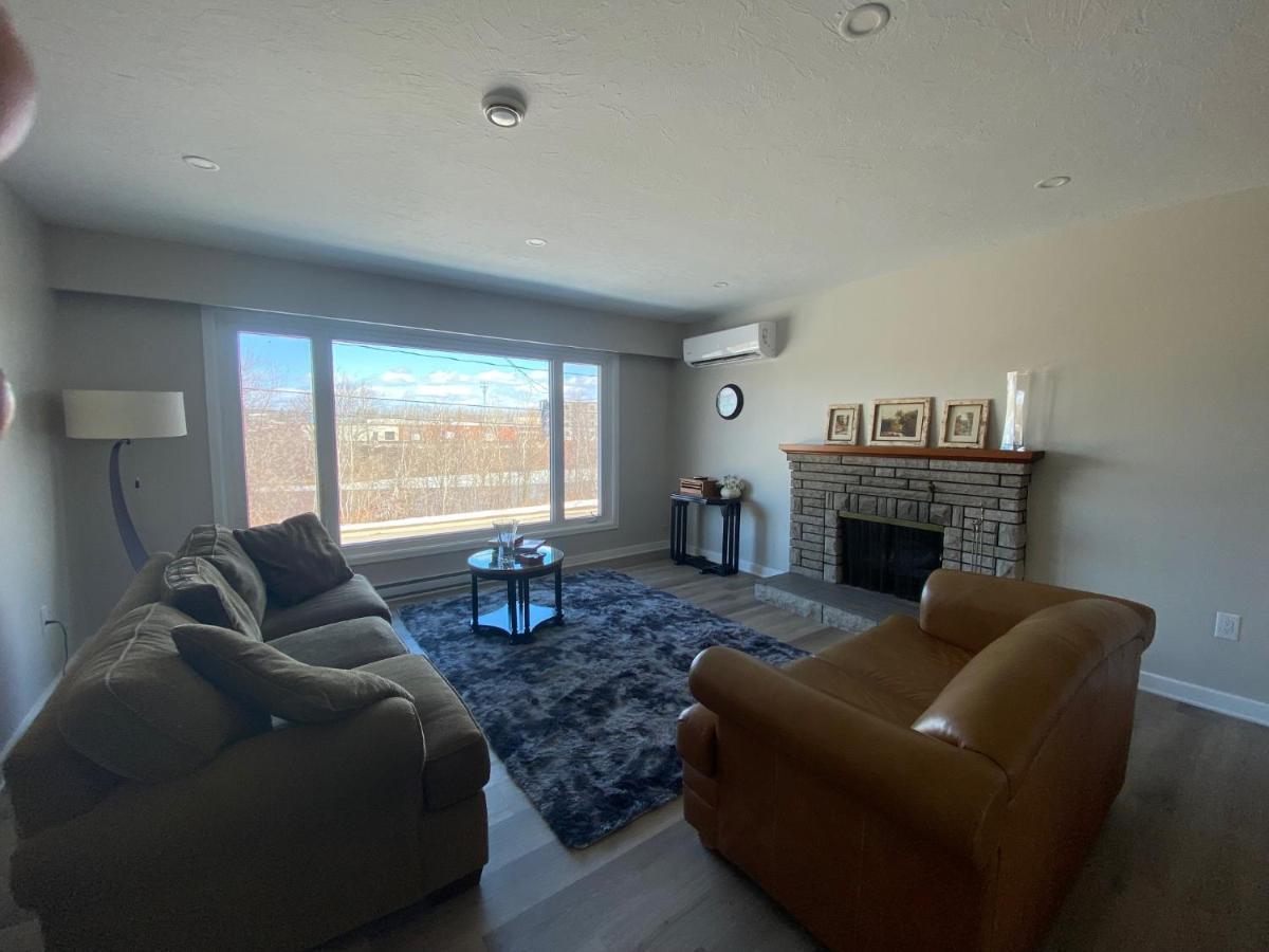 Private Room Lakeview House- Westmount Μόνκτον Εξωτερικό φωτογραφία