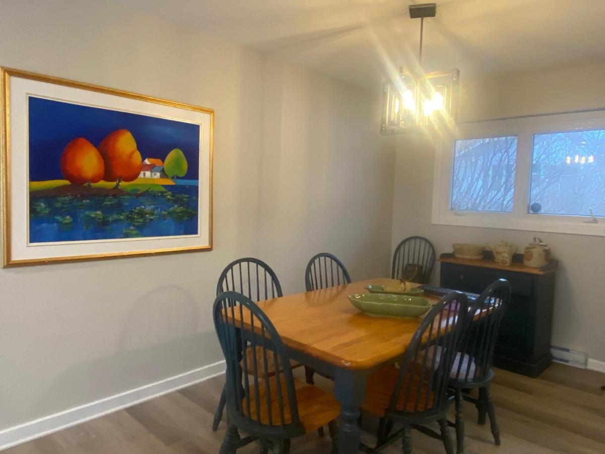 Private Room Lakeview House- Westmount Μόνκτον Εξωτερικό φωτογραφία